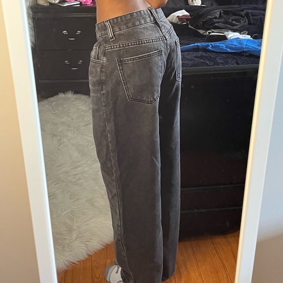 Petite low rise asymmetric waist boyfriend jeans - Picture 4 of 4